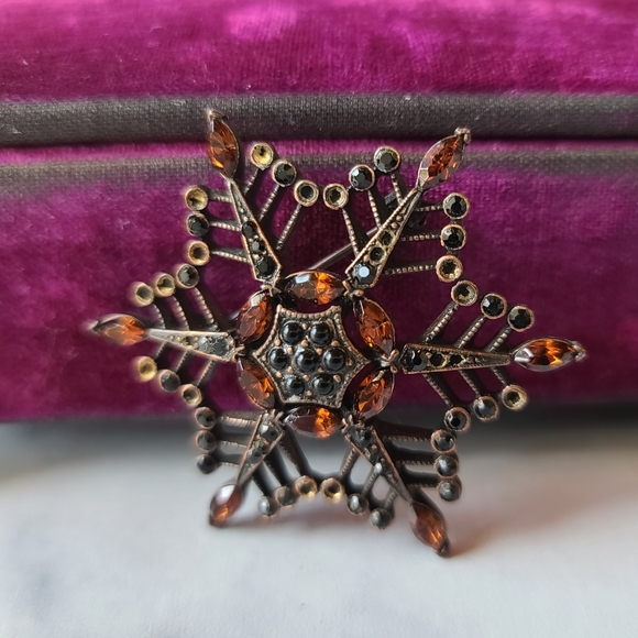 Vintage Amber Snowflake Brooch - Picture 1 of 10